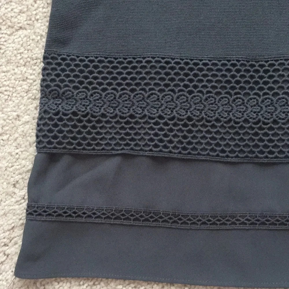 Loft gray sweater sz sm petite - Picture 3 of 5